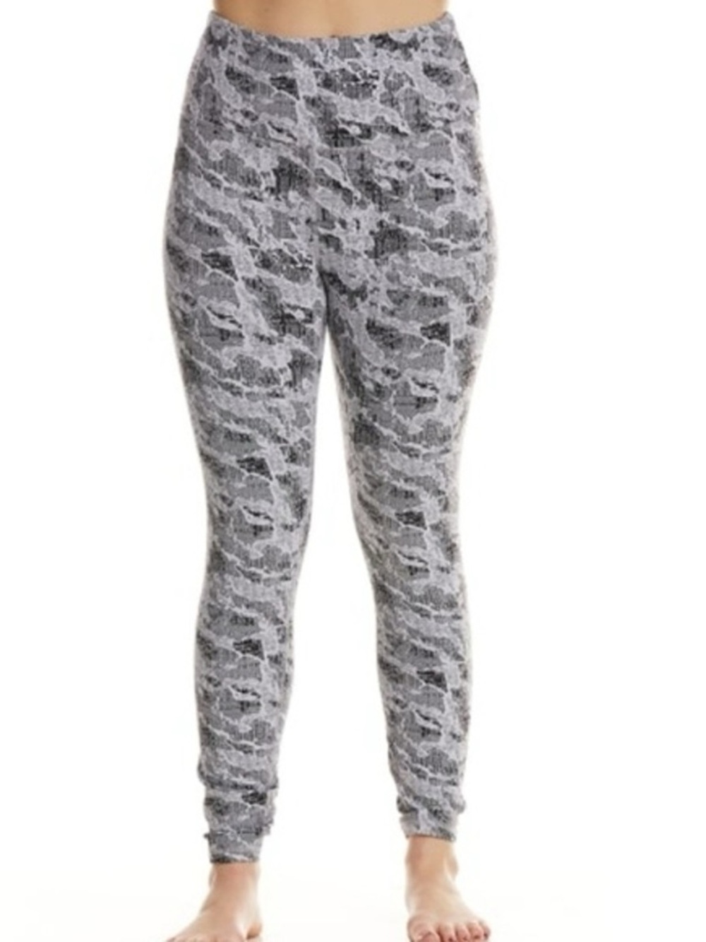 SPYDER brand  active leggings size LARGE